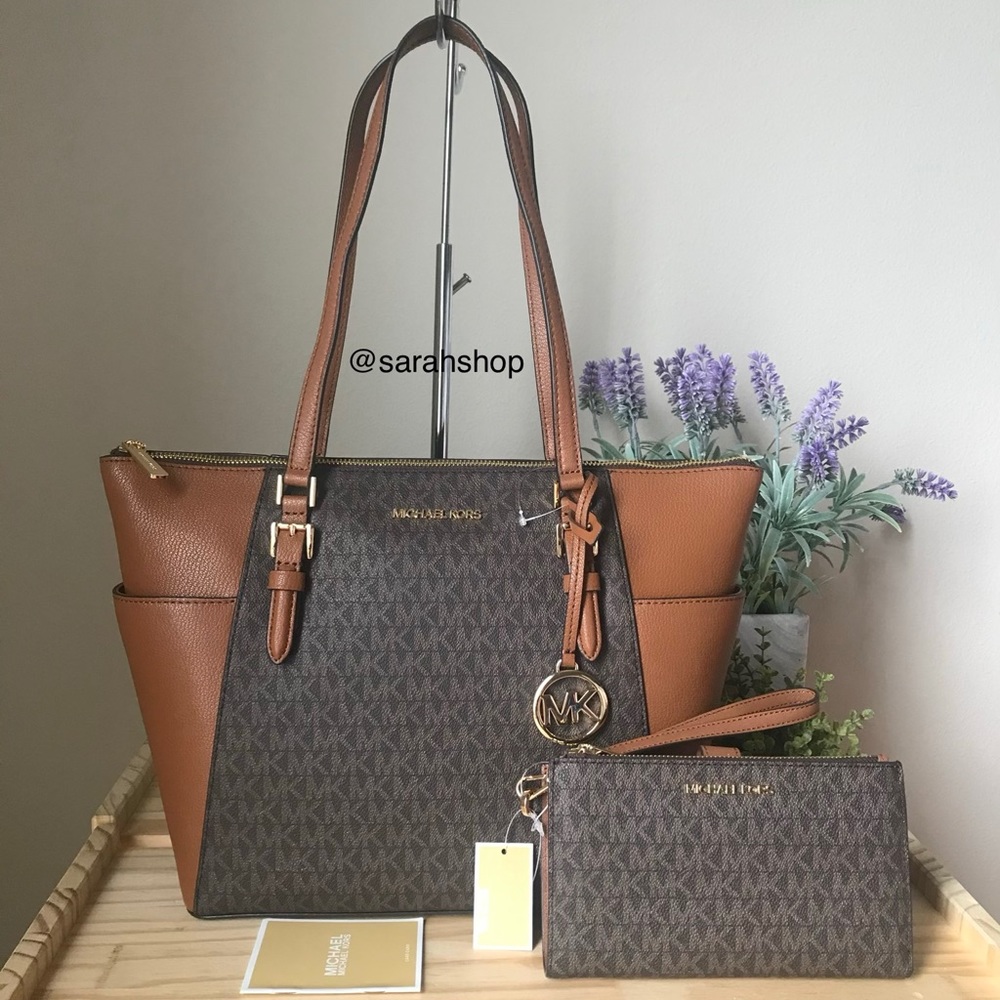 🌼Michael Kors Set